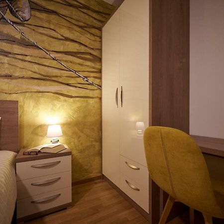 Luxury Villa Residence Zupanovic トロギール エクステリア 写真