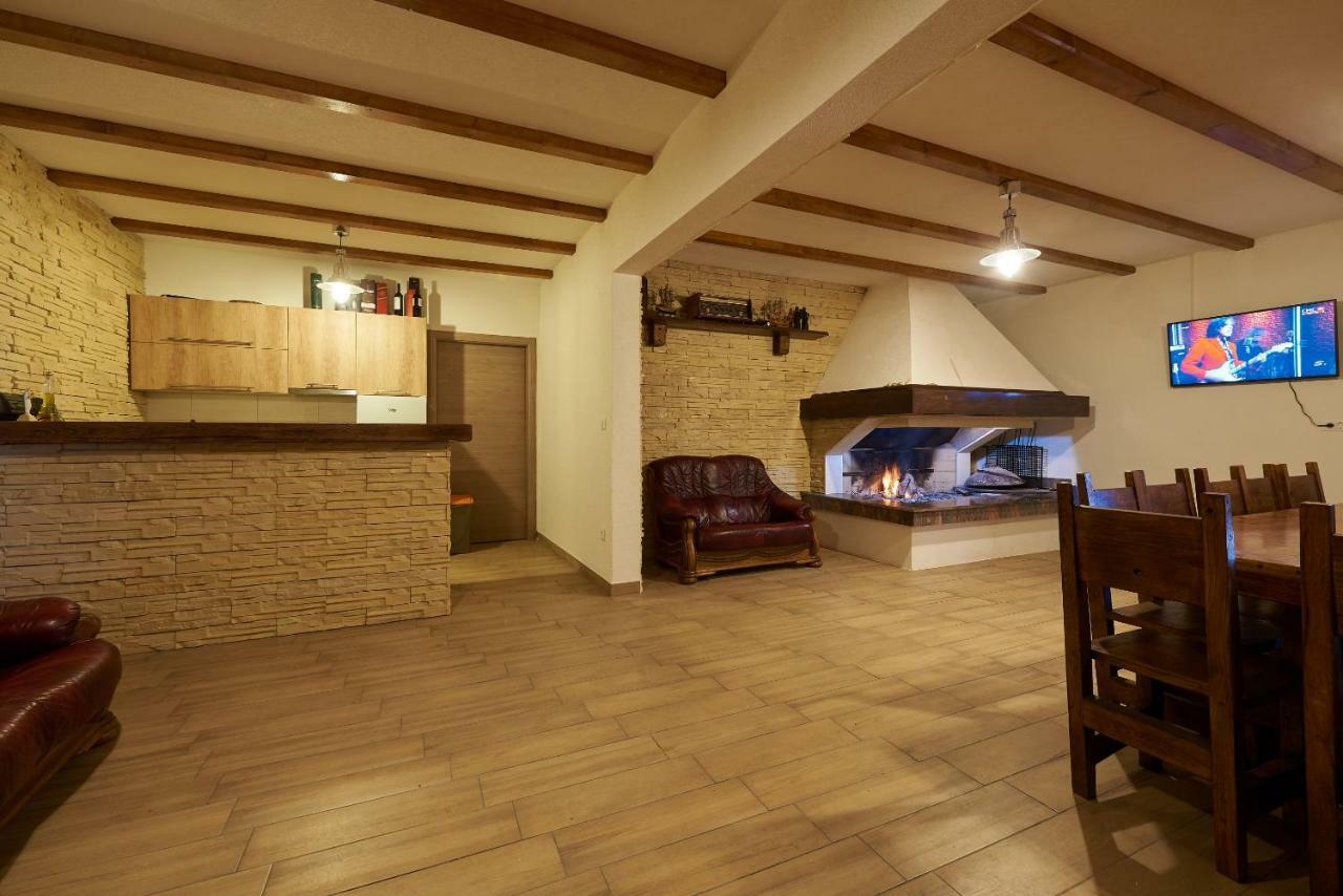 Luxury Villa Residence Zupanovic トロギール エクステリア 写真