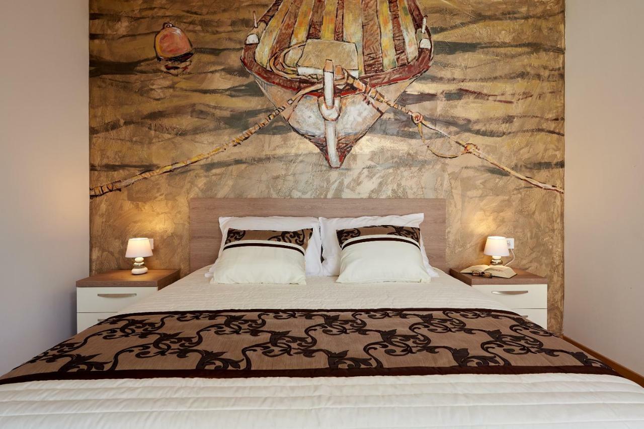 Luxury Villa Residence Zupanovic トロギール エクステリア 写真