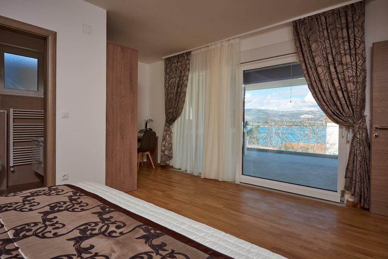 Luxury Villa Residence Zupanovic トロギール エクステリア 写真